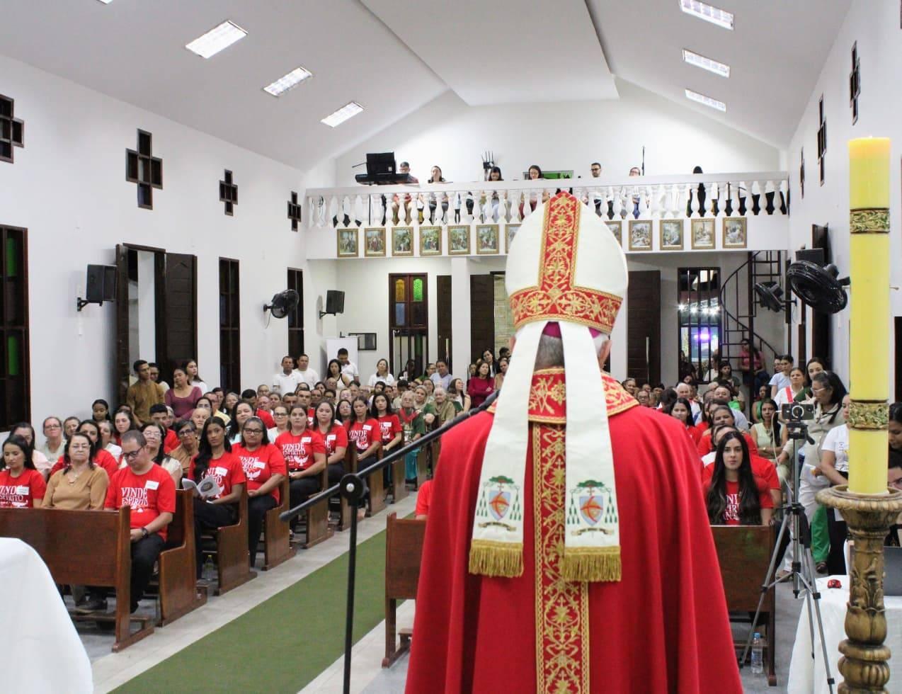 Paróquia de Santa Cecília celebra sétima noite do 