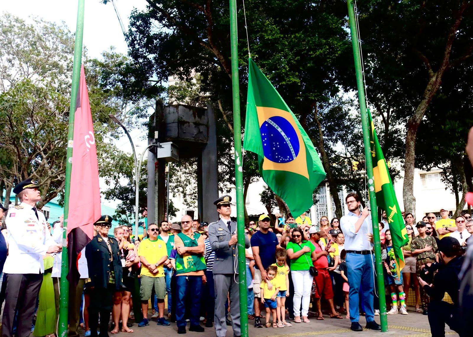Desfile de 7 de Setembro reúne cerca de 10 mil pessoas em Campina Grande