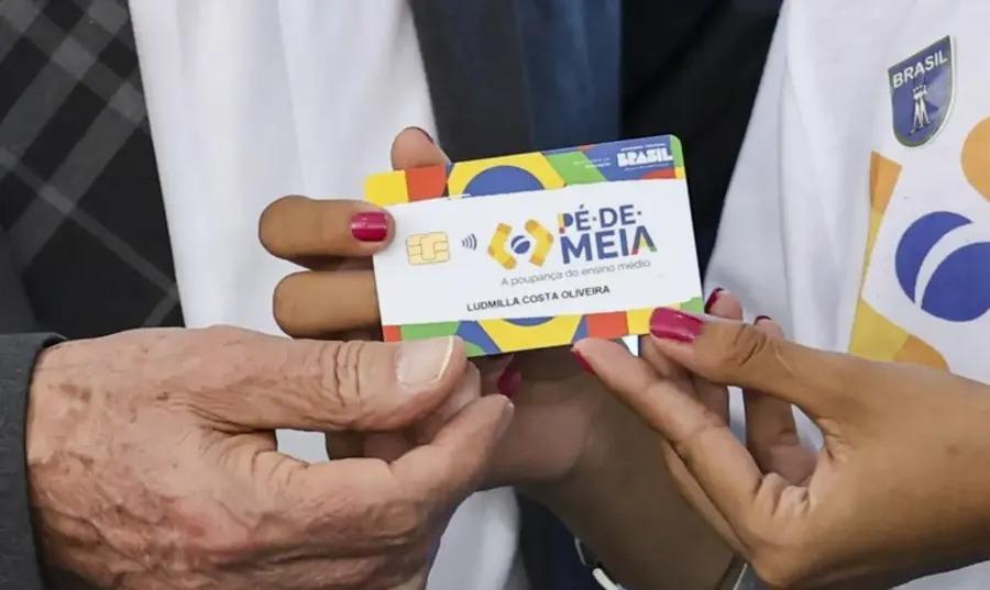 Pé-de-Meia: nascidos em julho e agosto recebem parcela de R$ 200